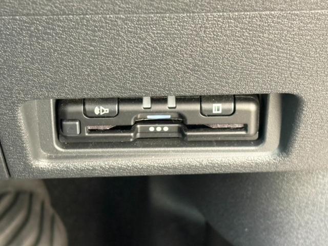 サクラ X Bluetoothオーディオ ブレーキサポート アラウンドビューモニター ディスプレイオーディオ ステアリングリモコン ETC LEDヘッドライト オートライト オートハイビーム プッシュスタート(11枚目)