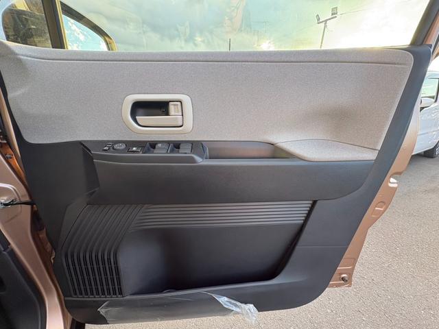 サクラ X Bluetoothオーディオ ブレーキサポート アラウンドビューモニター ディスプレイオーディオ ステアリングリモコン ETC LEDヘッドライト オートライト オートハイビーム プッシュスタート(37枚目)