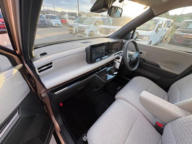 サクラ X Bluetoothオーディオ ブレーキサポート アラウンドビューモニター ディスプレイオーディオ ステアリングリモコン ETC LEDヘッドライト オートライト オートハイビーム プッシュスタート(51枚目)