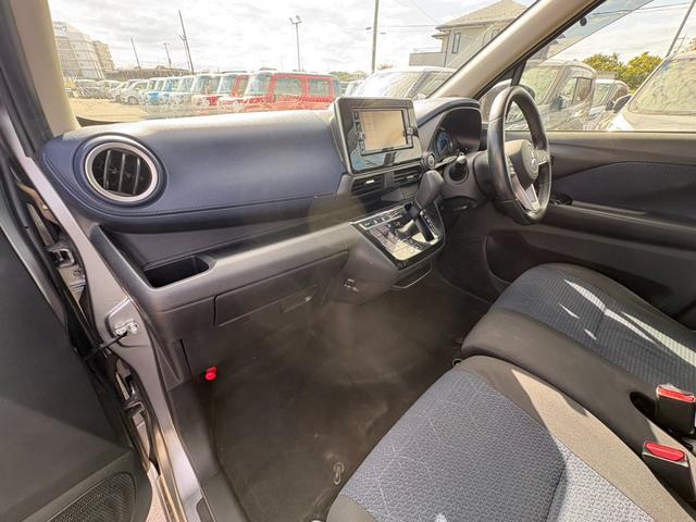 MITSUBISHI EK X T