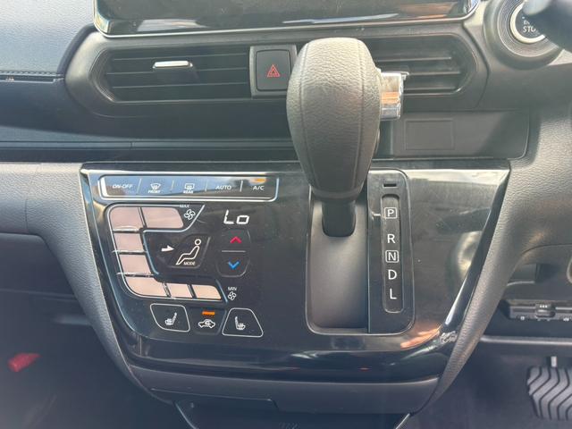 MITSUBISHI EK X T
