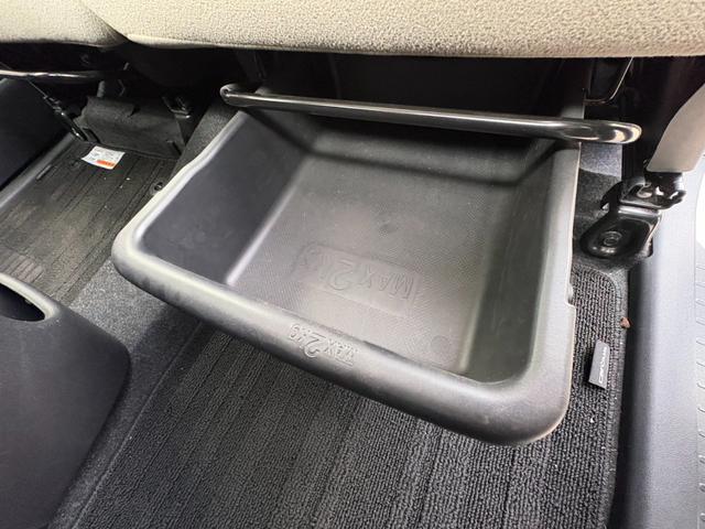 ムーヴキャンバス Gメイクアップ SAII 両側電動スライドドア LEDヘッドライト Bluetoothオーディオ アラウンドビューモニター フルセグ 純正ナビ ブレーキサポート アイドリングストップ オートライト ステアリングリモコン(51枚目)