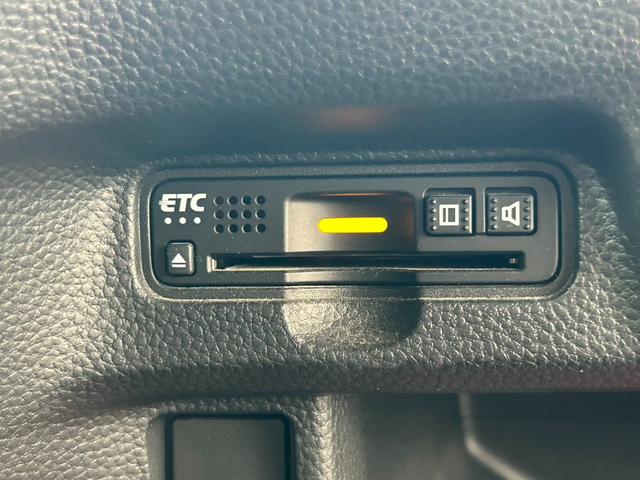 N-BOXカスタム G・EXターボホンダセンシング 社外オーディオ バックカメラ ACC 半革シート 両側パワスラ ETC LEDヘッドライト ブレーキサポートフォグランプ アイドリングストップ オートライト 社外16AW ステアリングリモコン(9枚目)