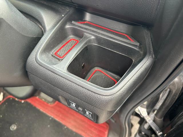 N-BOXカスタム G・EXターボホンダセンシング 社外オーディオ バックカメラ ACC 半革シート 両側パワスラ ETC LEDヘッドライト ブレーキサポートフォグランプ アイドリングストップ オートライト 社外16AW ステアリングリモコン(33枚目)