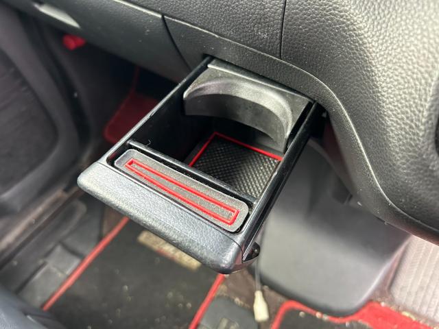 N-BOXカスタム G・EXターボホンダセンシング 社外オーディオ バックカメラ ACC 半革シート 両側パワスラ ETC LEDヘッドライト ブレーキサポートフォグランプ アイドリングストップ オートライト 社外16AW ステアリングリモコン(34枚目)