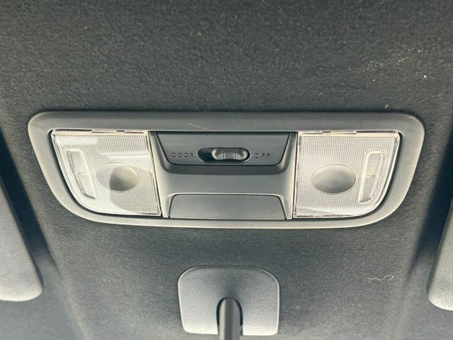 N-BOXカスタム G・EXターボホンダセンシング 社外オーディオ バックカメラ ACC 半革シート 両側パワスラ ETC LEDヘッドライト ブレーキサポートフォグランプ アイドリングストップ オートライト 社外16AW ステアリングリモコン(38枚目)