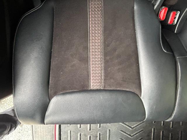 N-BOXカスタム G・EXターボホンダセンシング 社外オーディオ バックカメラ ACC 半革シート 両側パワスラ ETC LEDヘッドライト ブレーキサポートフォグランプ アイドリングストップ オートライト 社外16AW ステアリングリモコン(45枚目)