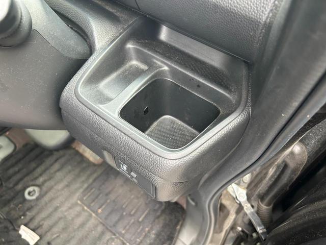 Ｎ－ＢＯＸカスタム Ｇ・ＥＸホンダセンシング　バックカメラ　フルセグナビ　アダプティブクルーズコントロール　オートＬＥＤライト　Ｂｌｕｅｔｏｏｔｈオーディオ　ブレーキサポート　アイドリングストップ　純正アルミホイール　レーンキープ　ＥＴＣ（33枚目）