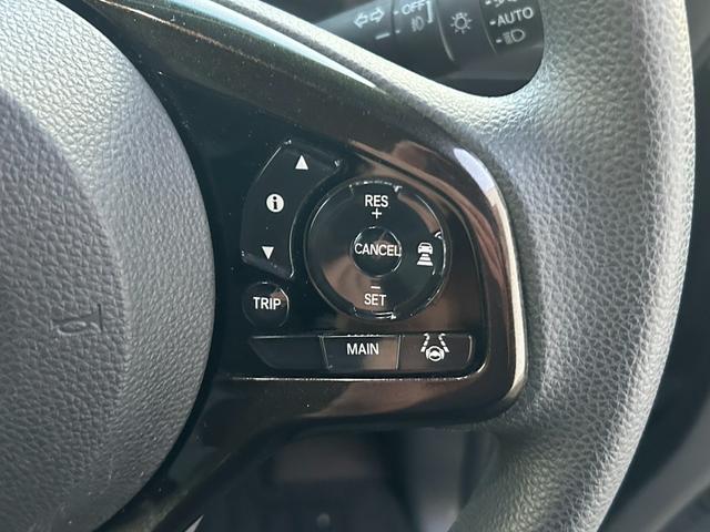 Ｎ－ＢＯＸカスタム Ｇ・Ｌホンダセンシング　社外ナビ　バックカメラ　フルセグ　ＬＥＤヘッドライト　ＥＴＣ　ＡＣＣ　レーンキープ　純正１４ＡＷ　パワスラ　ブレーキサポート　フォグランプ　ウィンカーミラー　プッシュスタート　オートライト（11枚目）