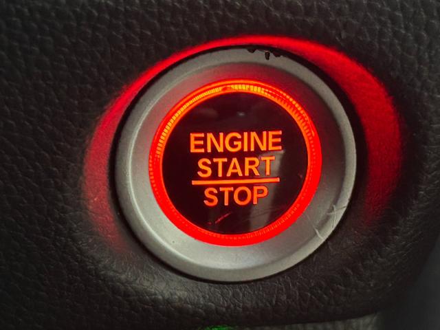 Ｎ－ＢＯＸカスタム Ｇ・Ｌホンダセンシング　社外ナビ　バックカメラ　フルセグ　ＬＥＤヘッドライト　ＥＴＣ　ＡＣＣ　レーンキープ　純正１４ＡＷ　パワスラ　ブレーキサポート　フォグランプ　ウィンカーミラー　プッシュスタート　オートライト（17枚目）