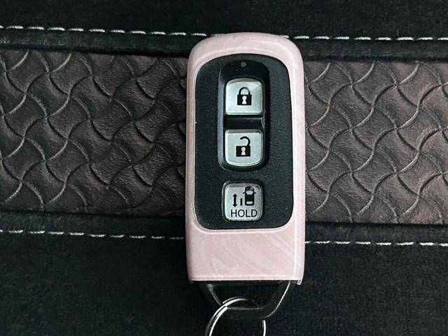 Ｎ－ＢＯＸカスタム Ｇ・Ｌホンダセンシング　社外ナビ　バックカメラ　フルセグ　ＬＥＤヘッドライト　ＥＴＣ　ＡＣＣ　レーンキープ　純正１４ＡＷ　パワスラ　ブレーキサポート　フォグランプ　ウィンカーミラー　プッシュスタート　オートライト（18枚目）