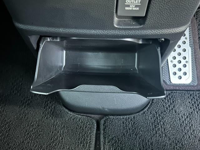 Ｎ－ＢＯＸカスタム Ｇ・Ｌホンダセンシング　社外ナビ　バックカメラ　フルセグ　ＬＥＤヘッドライト　ＥＴＣ　ＡＣＣ　レーンキープ　純正１４ＡＷ　パワスラ　ブレーキサポート　フォグランプ　ウィンカーミラー　プッシュスタート　オートライト（37枚目）