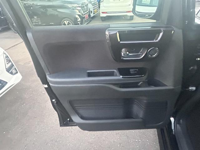 Ｎ－ＢＯＸカスタム Ｇ・Ｌホンダセンシング　社外ナビ　バックカメラ　フルセグ　ＬＥＤヘッドライト　ＥＴＣ　ＡＣＣ　レーンキープ　純正１４ＡＷ　パワスラ　ブレーキサポート　フォグランプ　ウィンカーミラー　プッシュスタート　オートライト（56枚目）