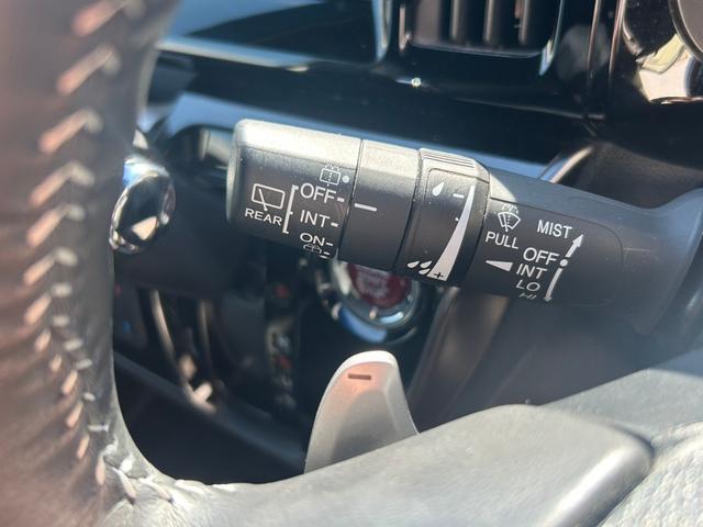 Ｎ－ＷＧＮカスタム Ｇ・ターボパッケージ　バックカメラ　クルーズコントロール　ＨＩＤヘッドライト　ＥＴＣ　フォグランプ　オートライト　フルセグ　Ｂｌｕｅｔｏｏｔｈ　パドルシフト　純正アルミホイール（12枚目）