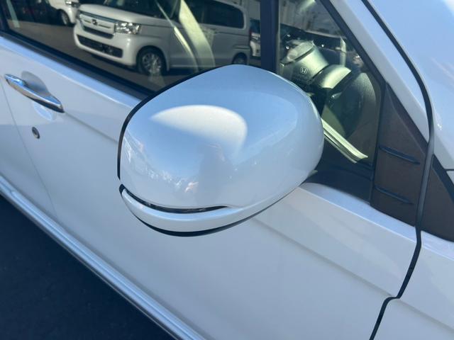 Ｎ－ＷＧＮカスタム Ｇ・ターボパッケージ　バックカメラ　クルーズコントロール　ＨＩＤヘッドライト　ＥＴＣ　フォグランプ　オートライト　フルセグ　Ｂｌｕｅｔｏｏｔｈ　パドルシフト　純正アルミホイール（27枚目）