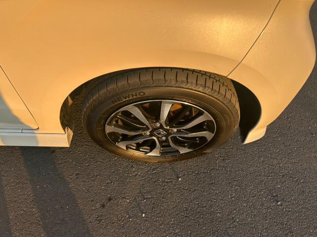 Ｎ－ＢＯＸカスタム Ｇ・ＥＸホンダセンシング　アダプティブクルーズコントロール　オートＬＥＤヘッドライト　バックカメラ　Ｂｌｕｅｔｏｏｔｈオーディオ　ブレーキサポート　パワースライドドア　純正アルミホイール　レーンキープ　アイドリングストップ（25枚目）