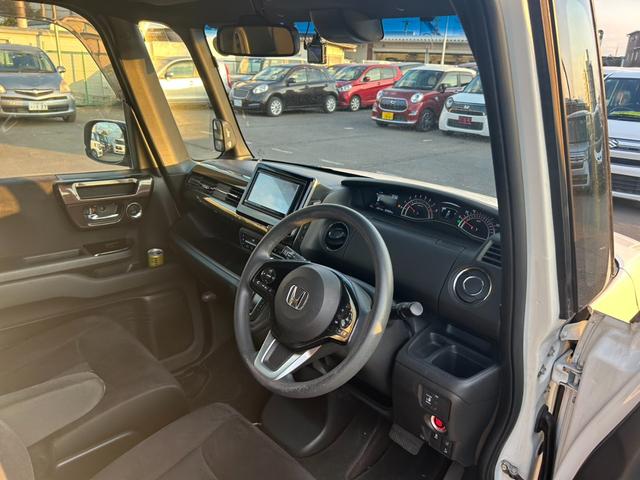 Ｎ－ＢＯＸカスタム Ｇ・ＥＸホンダセンシング　アダプティブクルーズコントロール　オートＬＥＤヘッドライト　バックカメラ　Ｂｌｕｅｔｏｏｔｈオーディオ　ブレーキサポート　パワースライドドア　純正アルミホイール　レーンキープ　アイドリングストップ（29枚目）