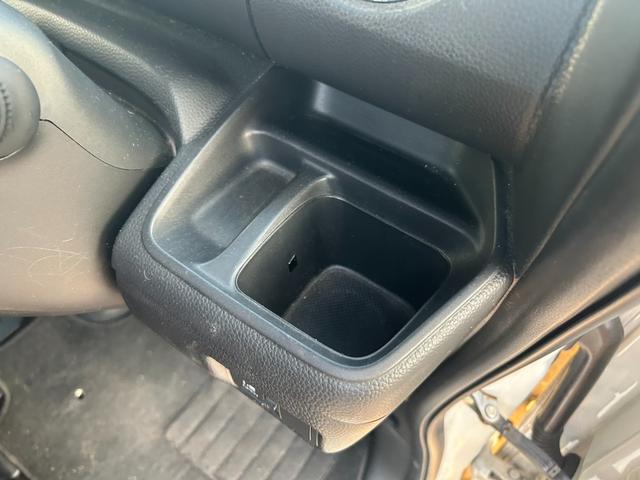 Ｎ－ＢＯＸカスタム Ｇ・ＥＸホンダセンシング　アダプティブクルーズコントロール　オートＬＥＤヘッドライト　バックカメラ　Ｂｌｕｅｔｏｏｔｈオーディオ　ブレーキサポート　パワースライドドア　純正アルミホイール　レーンキープ　アイドリングストップ（31枚目）