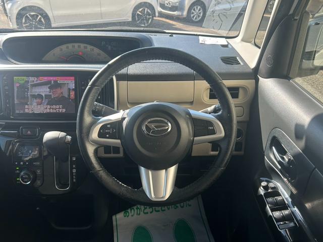 ムーヴキャンバス Ｘブラックアクセントリミテッド　ＳＡＩＩＩ　純正ナビ　Ｂｌｕｅｔｏｏｔｈオーディオ　両側パワースライドドア　ＥＴＣ　ブレーキサポート　オートライト　オートハイビーム　ステアリングリモコン　フルセグテレビ　アイドリングストップ　スマートキー（6枚目）