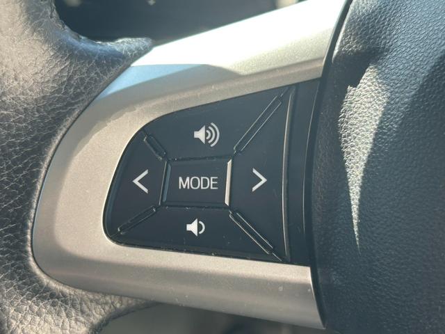 ムーヴキャンバス Ｘブラックアクセントリミテッド　ＳＡＩＩＩ　純正ナビ　Ｂｌｕｅｔｏｏｔｈオーディオ　両側パワースライドドア　ＥＴＣ　ブレーキサポート　オートライト　オートハイビーム　ステアリングリモコン　フルセグテレビ　アイドリングストップ　スマートキー（13枚目）