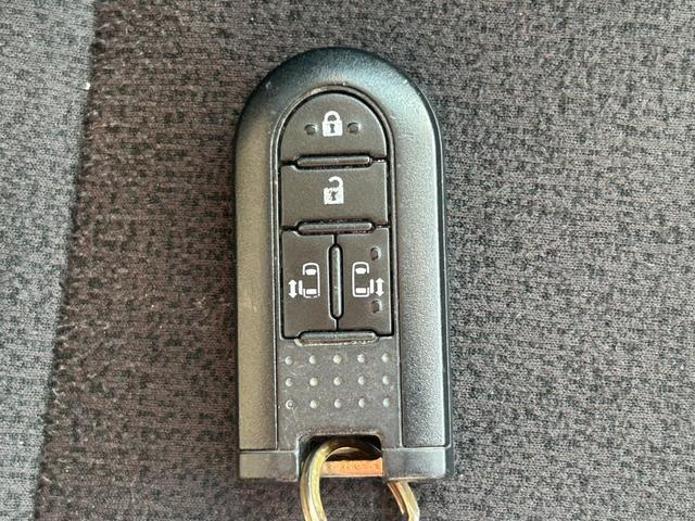 ムーヴキャンバス Ｘブラックアクセントリミテッド　ＳＡＩＩＩ　純正ナビ　Ｂｌｕｅｔｏｏｔｈオーディオ　両側パワースライドドア　ＥＴＣ　ブレーキサポート　オートライト　オートハイビーム　ステアリングリモコン　フルセグテレビ　アイドリングストップ　スマートキー（18枚目）