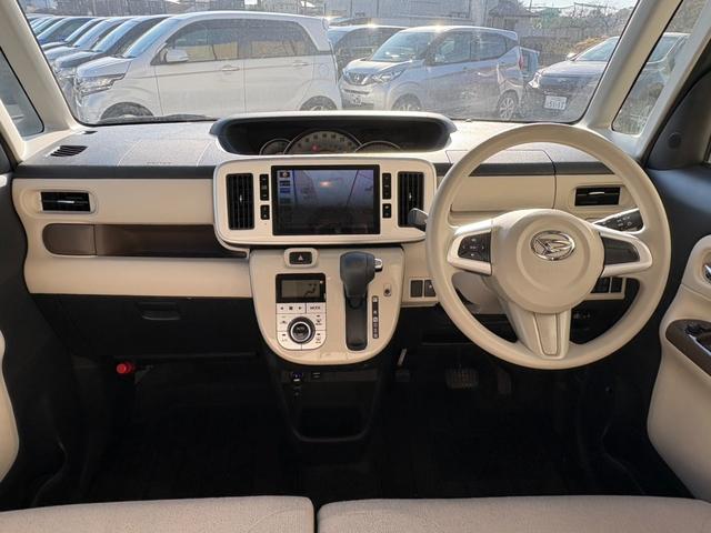 ムーヴキャンバス Ｇメイクアップリミテッド　ＳＡＩＩＩ　純正ナビ　Ｂｌｕｅｔｏｏｔｈオーディオ　両側パワースライドドア　ＥＴＣ　アラウンドビューモニター　ブレーキサポート　アイドリングストップ　フルセグテレビ　ステアリングリモコン　オートライト（5枚目）