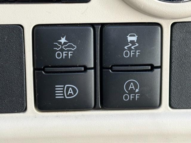 ムーヴキャンバス Ｇメイクアップリミテッド　ＳＡＩＩＩ　純正ナビ　Ｂｌｕｅｔｏｏｔｈオーディオ　両側パワースライドドア　ＥＴＣ　アラウンドビューモニター　ブレーキサポート　アイドリングストップ　フルセグテレビ　ステアリングリモコン　オートライト（11枚目）