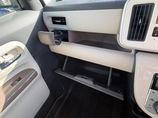 ムーヴキャンバス Ｇメイクアップリミテッド　ＳＡＩＩＩ　純正ナビ　Ｂｌｕｅｔｏｏｔｈオーディオ　両側パワースライドドア　ＥＴＣ　アラウンドビューモニター　ブレーキサポート　アイドリングストップ　フルセグテレビ　ステアリングリモコン　オートライト（32枚目）