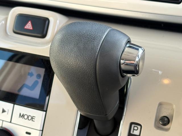 ムーヴキャンバス Ｇメイクアップリミテッド　ＳＡＩＩＩ　純正ナビ　Ｂｌｕｅｔｏｏｔｈオーディオ　両側パワースライドドア　ＥＴＣ　アラウンドビューモニター　ブレーキサポート　アイドリングストップ　フルセグテレビ　ステアリングリモコン　オートライト（34枚目）