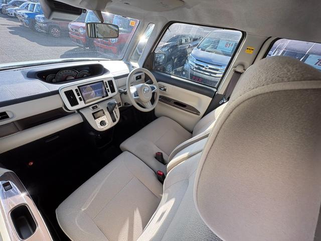 ムーヴキャンバス Ｇメイクアップリミテッド　ＳＡＩＩＩ　純正ナビ　Ｂｌｕｅｔｏｏｔｈオーディオ　両側パワースライドドア　ＥＴＣ　アラウンドビューモニター　ブレーキサポート　アイドリングストップ　フルセグテレビ　ステアリングリモコン　オートライト（45枚目）