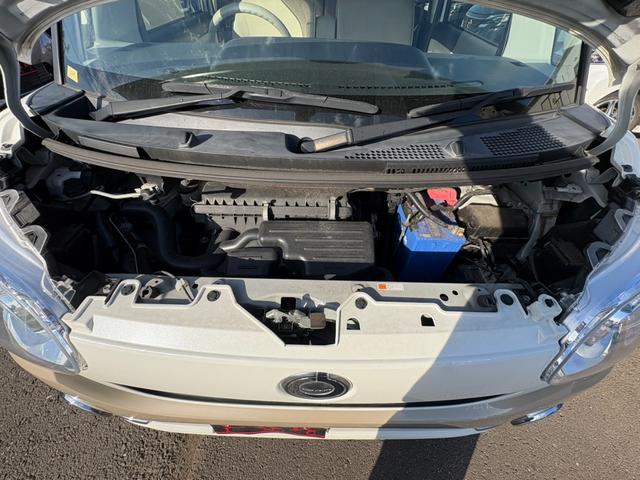 ムーヴキャンバス Ｇメイクアップリミテッド　ＳＡＩＩＩ　純正ナビ　Ｂｌｕｅｔｏｏｔｈオーディオ　両側パワースライドドア　ＥＴＣ　アラウンドビューモニター　ブレーキサポート　アイドリングストップ　フルセグテレビ　ステアリングリモコン　オートライト（54枚目）