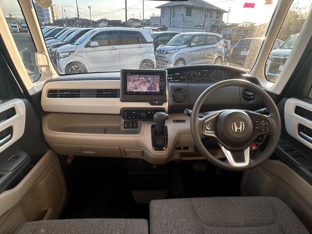 Ｎ－ＢＯＸ Ｇ・Ｌホンダセンシング　アダプティブクルーズコントロール　ブレーキサポート　バックカメラ　Ｂｌｕｅｔｏｏｔｈオーディオ　オートＬＥＤヘッドライト　両側電動スライドドア　アイドリングストップ　ステアリングリモコン　レーンキープ（5枚目）