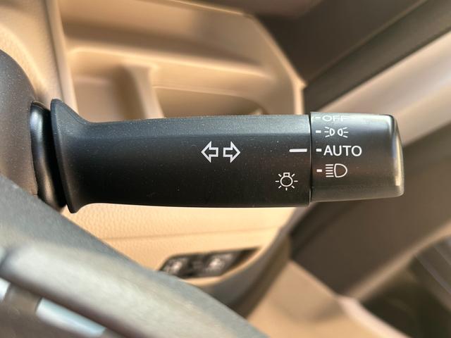 Ｎ－ＢＯＸ Ｇ・Ｌホンダセンシング　アダプティブクルーズコントロール　ブレーキサポート　バックカメラ　Ｂｌｕｅｔｏｏｔｈオーディオ　オートＬＥＤヘッドライト　両側電動スライドドア　アイドリングストップ　ステアリングリモコン　レーンキープ（12枚目）