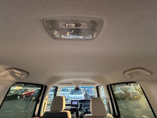 Ｎ－ＢＯＸ Ｇ・Ｌホンダセンシング　アダプティブクルーズコントロール　ブレーキサポート　バックカメラ　Ｂｌｕｅｔｏｏｔｈオーディオ　オートＬＥＤヘッドライト　両側電動スライドドア　アイドリングストップ　ステアリングリモコン　レーンキープ（44枚目）