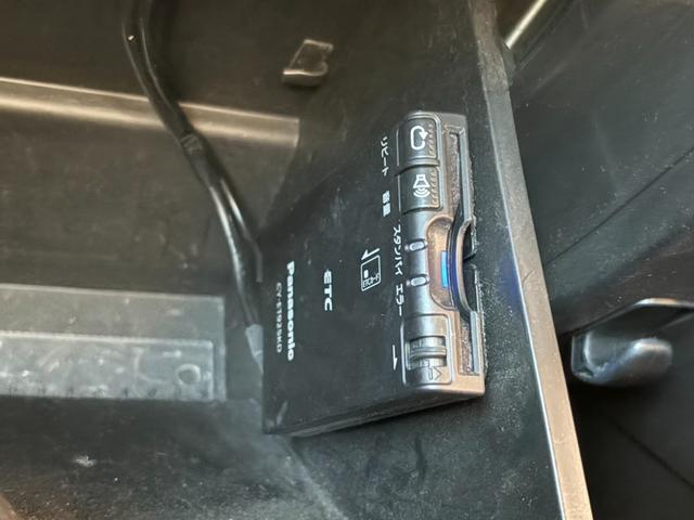 スペーシア ハイブリッドＸ　両側電動スライドドア　フルセグナビ　Ｂｌｕｅｔｏｏｔｈオーディオ　レーンキープ　シートヒーター　ブレーキサポート　アイドリングストップ　オートライト　ＥＴＣ　電格ミラー　ＣＤ　ＤＶＤ　ＳＤ（11枚目）