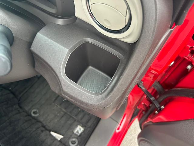 Ｎ－ＯＮＥ スタンダード・Ｌ　順正ナビ　バックカメラ　衝突軽減ブレーキ　ＨＩＤヘッドライト　ＥＴＣ　フルセグ　Ｂｌｕｅｔｏｏｔｈ　ステアリングスイッチ　電動格納ミラー　オートライト　アイドリングストップ　プッシュスタート（33枚目）