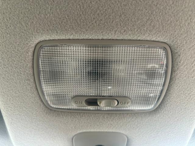 Ｎ－ＯＮＥ スタンダード・Ｌ　順正ナビ　バックカメラ　衝突軽減ブレーキ　ＨＩＤヘッドライト　ＥＴＣ　フルセグ　Ｂｌｕｅｔｏｏｔｈ　ステアリングスイッチ　電動格納ミラー　オートライト　アイドリングストップ　プッシュスタート（37枚目）