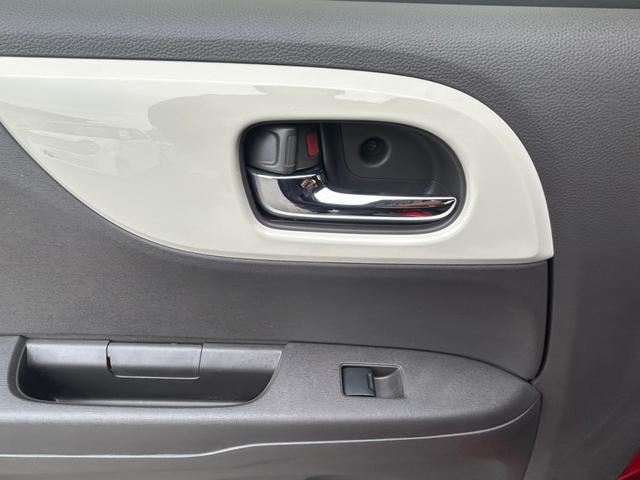 Ｎ－ＯＮＥ スタンダード・Ｌ　順正ナビ　バックカメラ　衝突軽減ブレーキ　ＨＩＤヘッドライト　ＥＴＣ　フルセグ　Ｂｌｕｅｔｏｏｔｈ　ステアリングスイッチ　電動格納ミラー　オートライト　アイドリングストップ　プッシュスタート（55枚目）