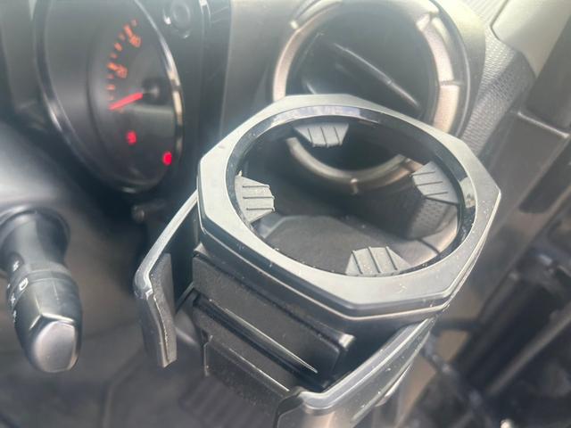 ジムニー ＸＣ　社外メモリーナビ　Ｂｌｕｅｔｏｏｔｈ　レーンキープアシスト　デュアルセンサーブレーキサポート　クルーズコントロール　フルセグ　ＬＥＤヘッドライト　純正１６インチアルミホイール　フロントフォグランプ（35枚目）