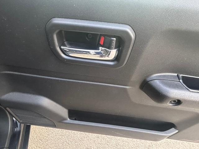 ジムニー ＸＣ　社外メモリーナビ　Ｂｌｕｅｔｏｏｔｈ　レーンキープアシスト　デュアルセンサーブレーキサポート　クルーズコントロール　フルセグ　ＬＥＤヘッドライト　純正１６インチアルミホイール　フロントフォグランプ（43枚目）