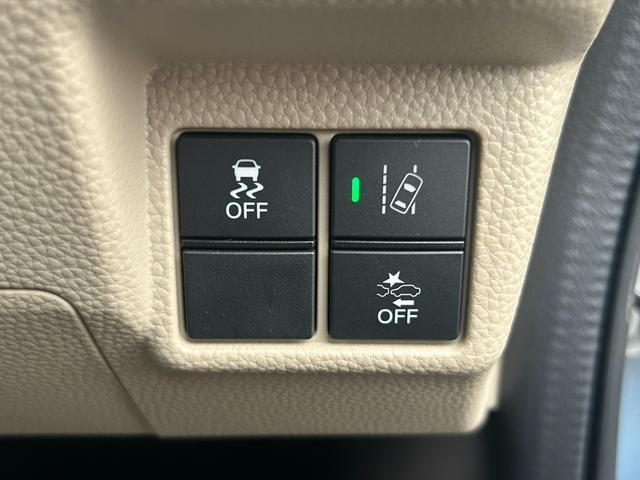 Ｎ－ＢＯＸ Ｇ・Ｌホンダセンシング　純正メモリーナビ　アダプティブクルーズコントロール　衝突軽減ブレーキ　バックカメラ　ＥＴＣ　Ｂｌｕｅｔｏｏｔｈ　両側電動スライドドア　アイドリングストップ　シートヒータ　スマートキー　プッシュスタート（8枚目）