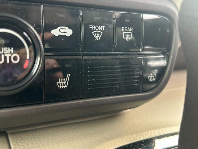 Ｎ－ＢＯＸ Ｇ・Ｌホンダセンシング　純正メモリーナビ　アダプティブクルーズコントロール　衝突軽減ブレーキ　バックカメラ　ＥＴＣ　Ｂｌｕｅｔｏｏｔｈ　両側電動スライドドア　アイドリングストップ　シートヒータ　スマートキー　プッシュスタート（14枚目）