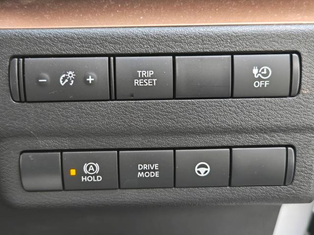 サクラ Ｇ　アダプティブクルーズコントロール　ブレーキサポート　ＬＥＤヘッドライト　運転席シートヒーター　オートライト　オートハイビーム　純正アルミホイール　ＥＴＣ２．０　Ｂｌｕｅｔｏｏｔｈ　アラウンドビュー（11枚目）