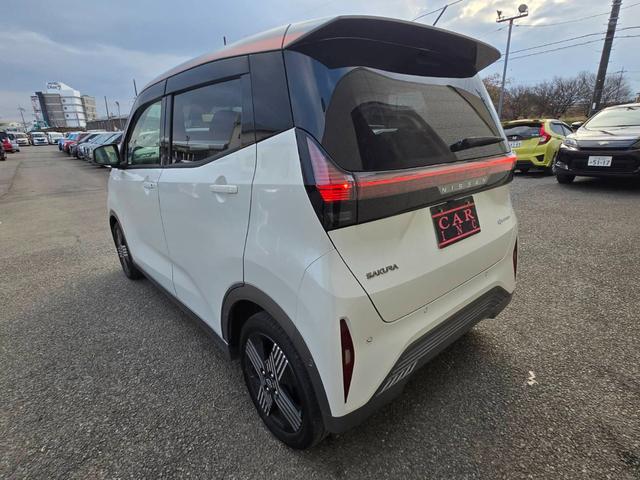 サクラ Ｇ　アダプティブクルーズコントロール　ブレーキサポート　ＬＥＤヘッドライト　運転席シートヒーター　オートライト　オートハイビーム　純正アルミホイール　ＥＴＣ２．０　Ｂｌｕｅｔｏｏｔｈ　アラウンドビュー（23枚目）