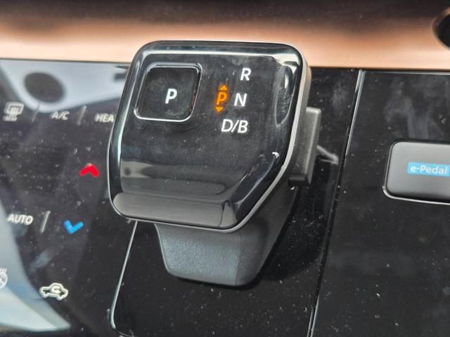 サクラ Ｇ　アダプティブクルーズコントロール　ブレーキサポート　ＬＥＤヘッドライト　運転席シートヒーター　オートライト　オートハイビーム　純正アルミホイール　ＥＴＣ２．０　Ｂｌｕｅｔｏｏｔｈ　アラウンドビュー（38枚目）