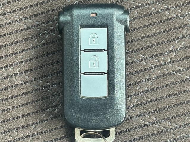 デイズルークス ハイウェイスター　Ｘ　Ｖセレクション　ワンオーナー　純正メモリーナビ　エマージェンシーブレーキ　全周囲カメラ　Ｂｌｕｅｔｏｏｔｈオーディオ　ＥＴＣ　両側電動スライドドア　アイドリングストップ　スマートキー　プッシュスタート　電動格納ミラー（18枚目）