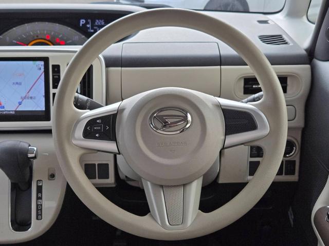 ムーヴキャンバス Ｘリミテッドメイクアップ　ＳＡＩＩ　純正メモリーナビ　Ｂｌｕｅｔｏｏｔｈオーディオ　バックカメラ　フルセグ　両側パワースライドドア　アイドリングストップ　衝突軽減ブレーキ　ＥＴＣ　オートライト　社外１４インチＡＷ（6枚目）