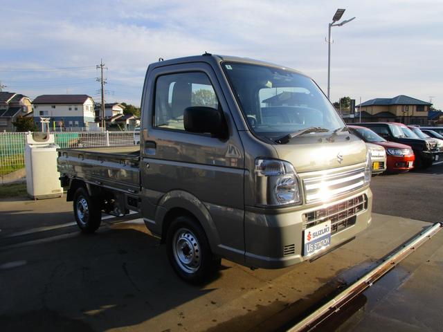 キャリイトラック KCエアコン・パワステ農繁 7型 4AT 4WD ラジオ 4AT パートタイム4WD 前後ブレーキサポート リアパーキングソナー オートライト オートハイビーム ラジオ キーレス LEDルームランプ&LED作業灯 アイドリングストップ 農家特化仕様(7枚目)