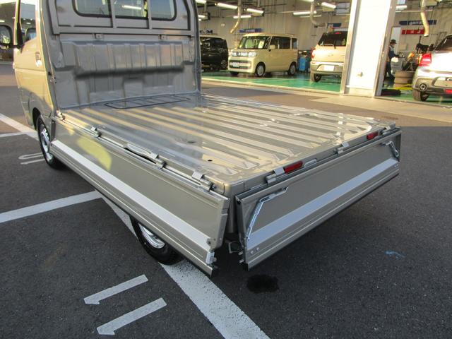 キャリイトラック KCエアコン・パワステ農繁 7型 4AT 4WD ラジオ 4AT パートタイム4WD 前後ブレーキサポート リアパーキングソナー オートライト オートハイビーム ラジオ キーレス LEDルームランプ&LED作業灯 アイドリングストップ 農家特化仕様(23枚目)