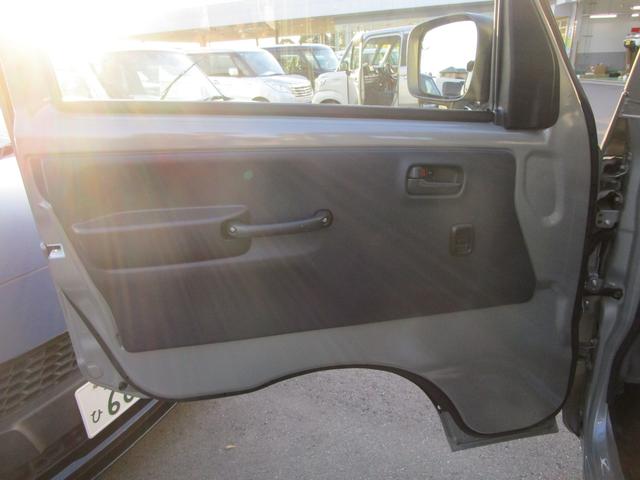 キャリイトラック KCエアコン・パワステ農繁 7型 4AT 4WD ラジオ 4AT パートタイム4WD 前後ブレーキサポート リアパーキングソナー オートライト オートハイビーム ラジオ キーレス LEDルームランプ&LED作業灯 アイドリングストップ 農家特化仕様(43枚目)